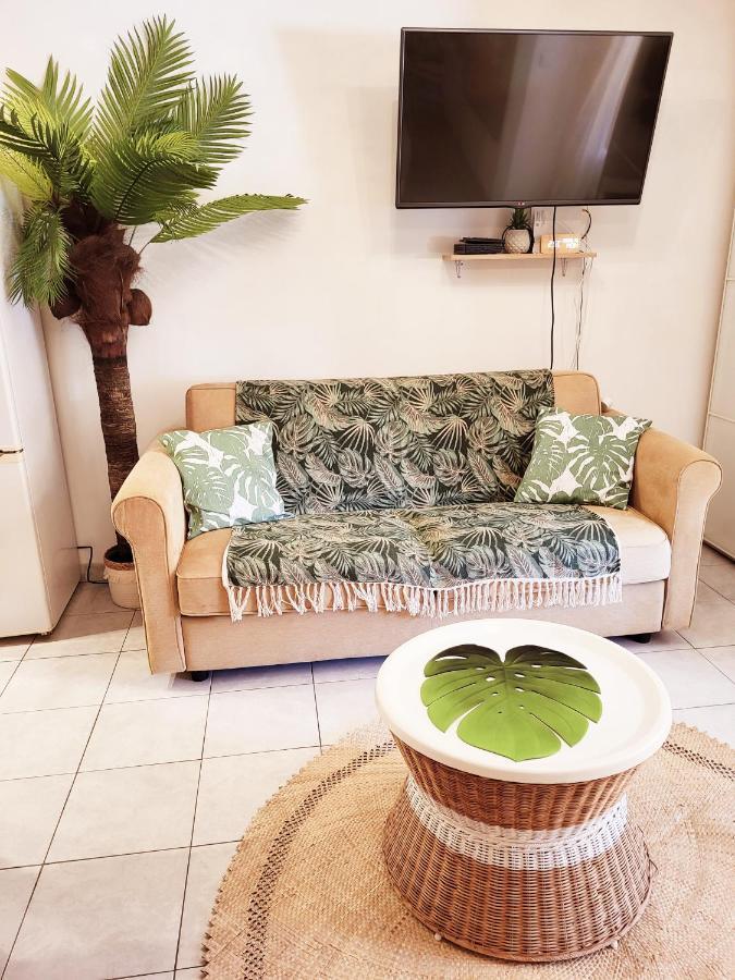 Le Studio Tahiti 4 Pers 600M De La Plage La Faviere Bormes-les-Mimosas Exterior foto